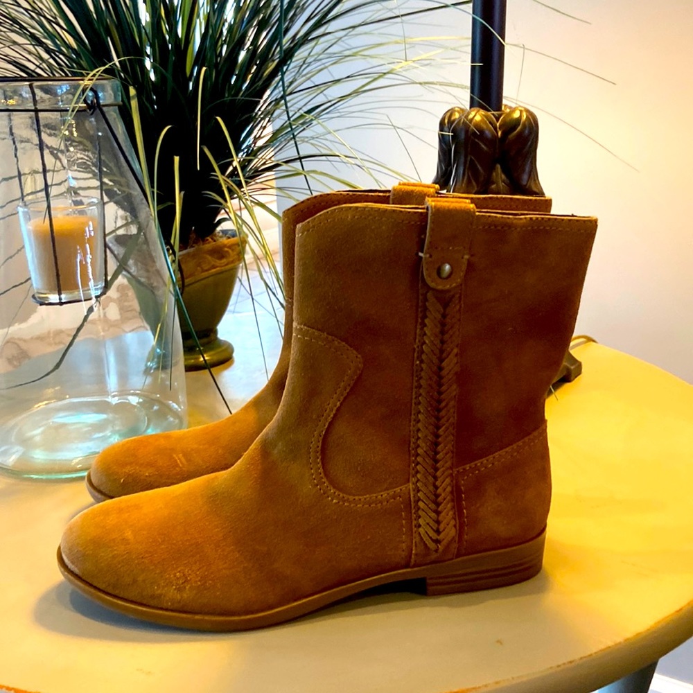 Bass Suede Booties